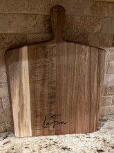Load image into Gallery viewer, Personalized acacia wood cutting board with handle / charcuterie boards