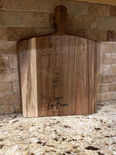 Load image into Gallery viewer, Personalized acacia wood cutting board with handle / charcuterie boards